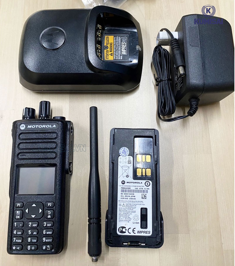 Tìm hiểu về bộ đàm Motorola Xir P8668i